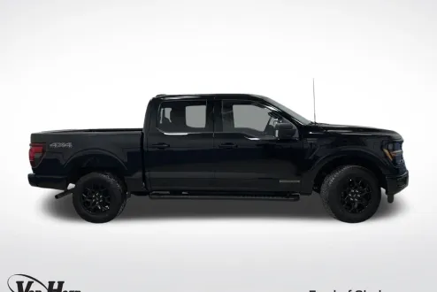2024 Ford F-150 XLT photo 2