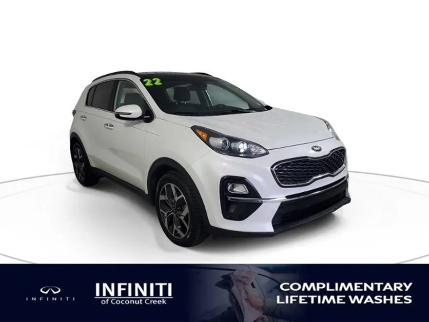 2022 Kia Sportage EX photo 1
