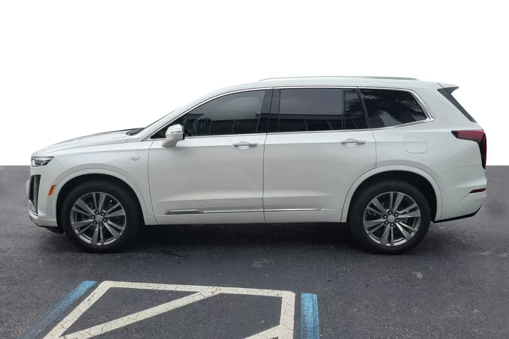 2024 Cadillac XT6 Premium Luxury photo 1