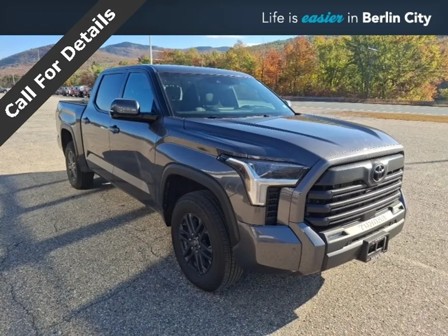 2025 Toyota Tundra SR5 photo 1