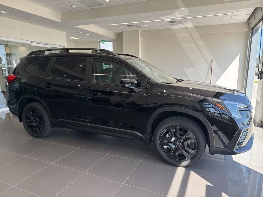 2025 Subaru Ascent Onyx Edition photo 1