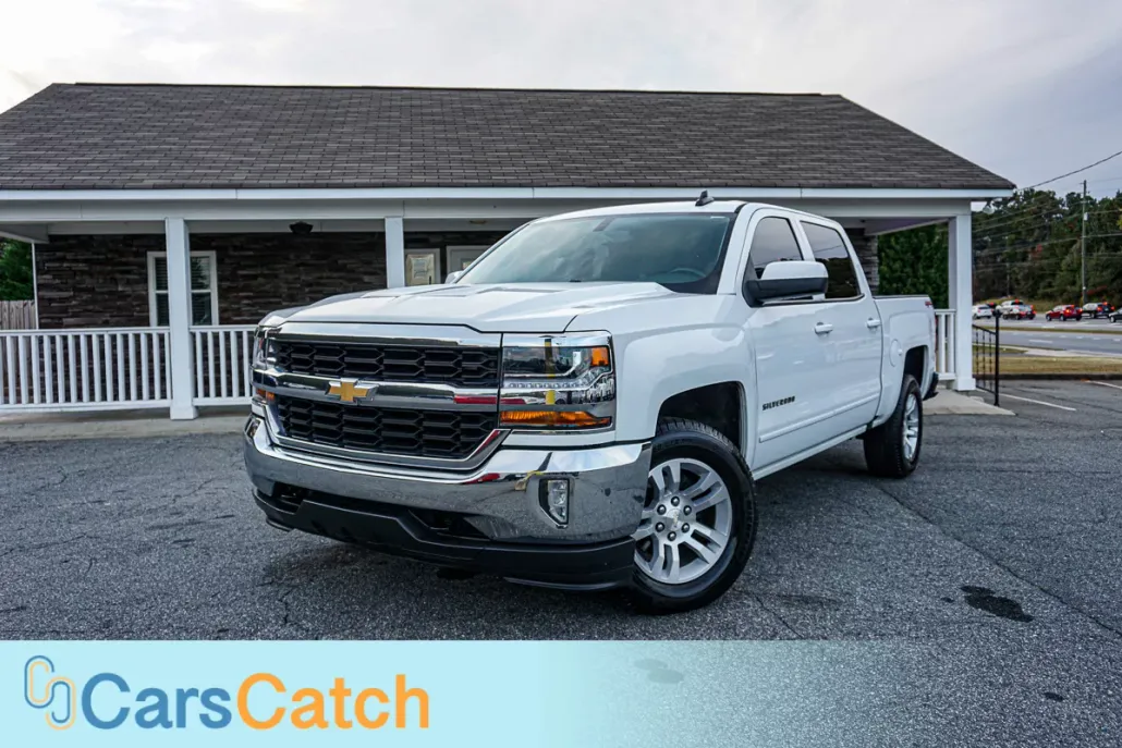 2018 Chevrolet Silverado 1500 LT photo 1