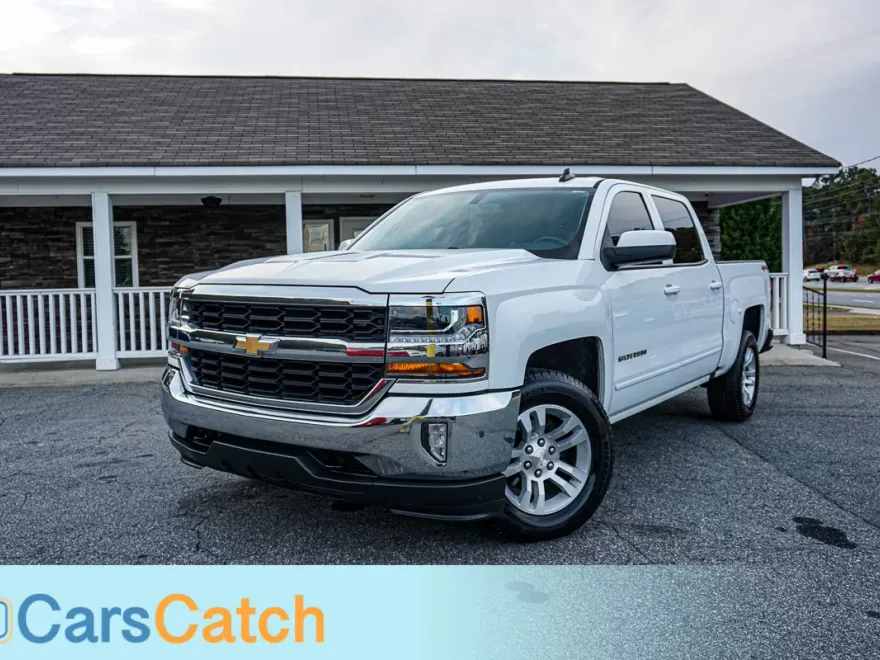 2018 Chevrolet Silverado 1500 LT photo 1
