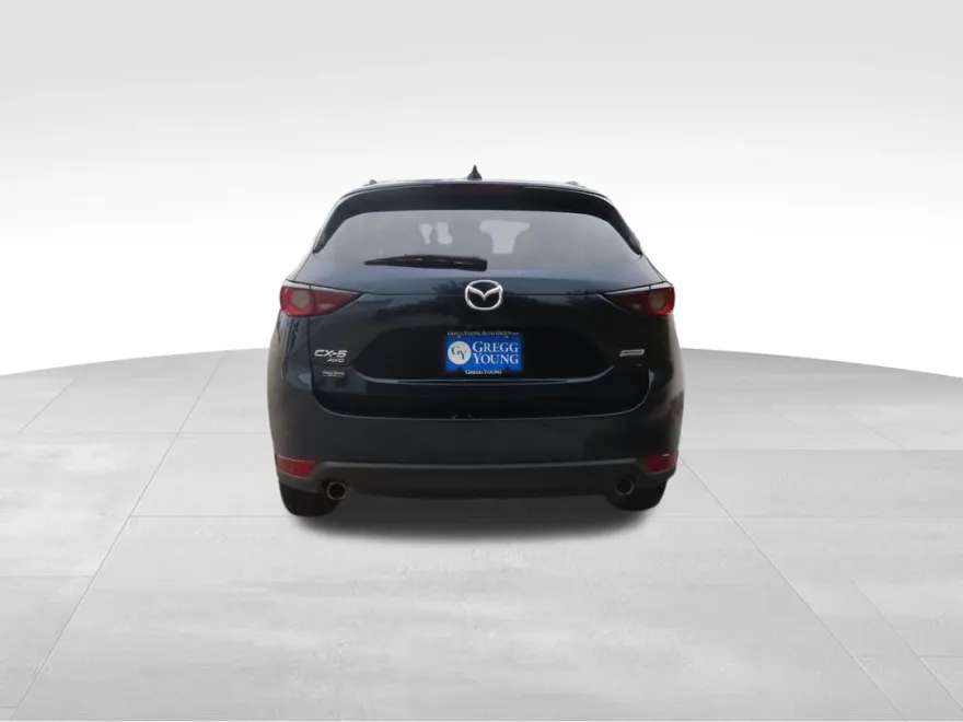 2017 Mazda CX-5 Touring photo 1