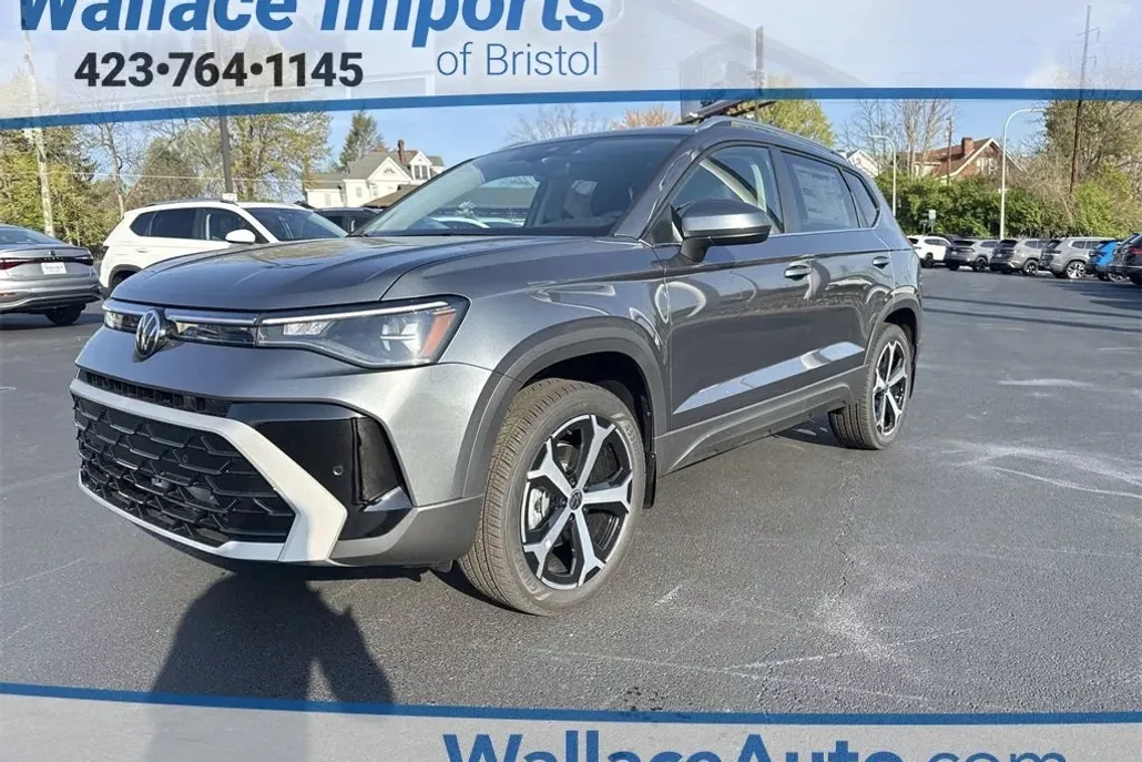 2025 Volkswagen Taos SEL photo 1