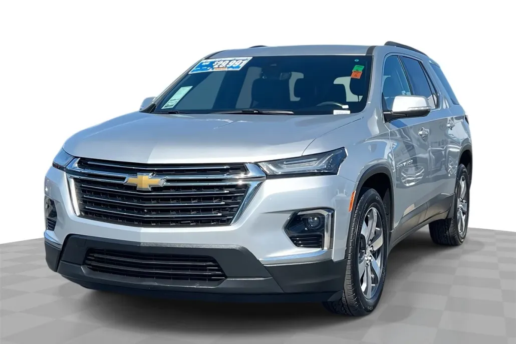 2022 Chevrolet Traverse Leather photo 1