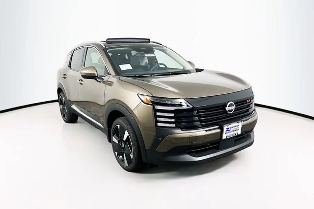 2025 Nissan Kicks SR photo 1