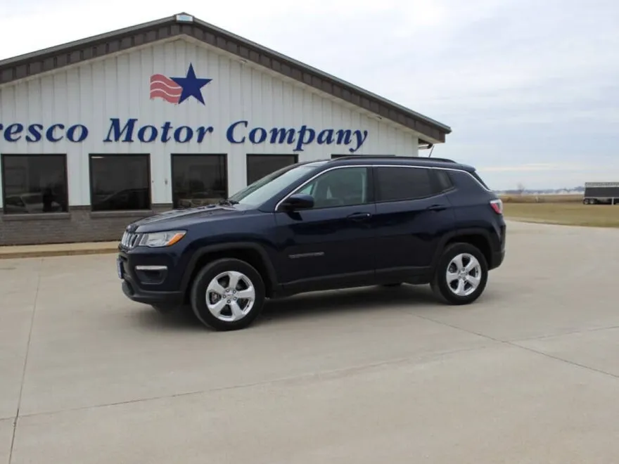 2019 Jeep Compass Latitude photo 1