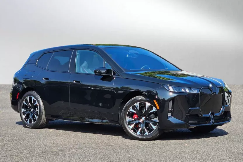 2026 Bmw iX photo 1