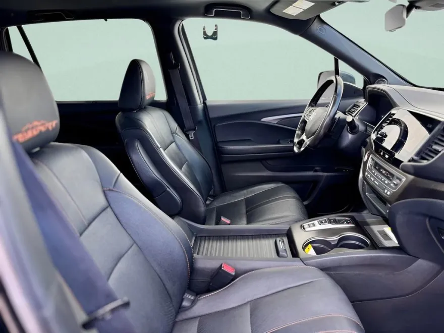 2022 Honda Passport TrailSport photo 1