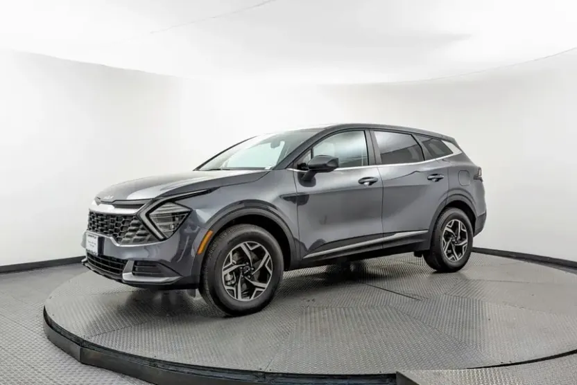 2024 Kia Sportage LX photo 1