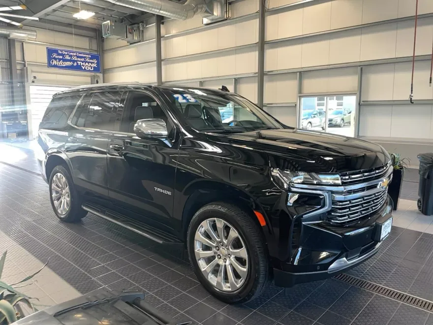 2023 Chevrolet Tahoe Premier photo 1