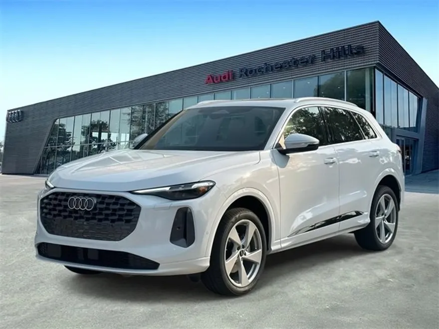2025 Audi Q5 Premium Plus photo 1