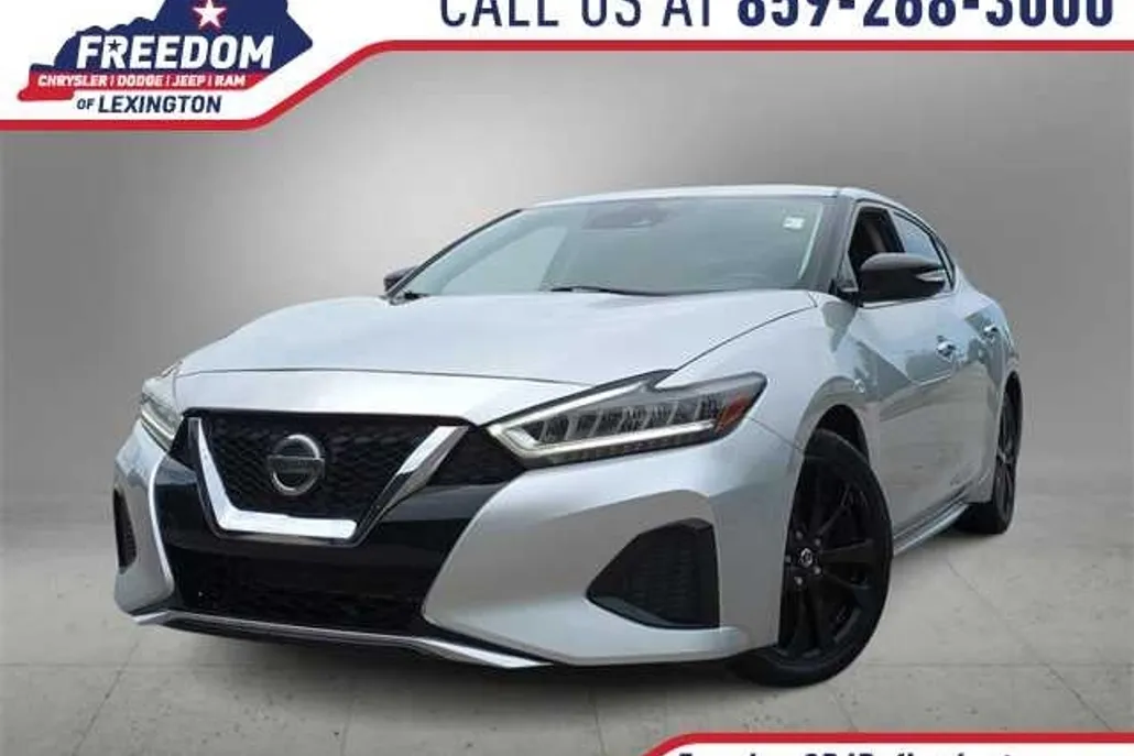 2021 Nissan Maxima SV photo 1