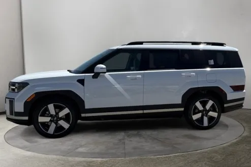 2025 Hyundai Santa Fe Limited photo 2