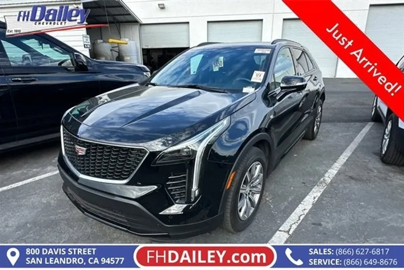 2021 Cadillac XT4 Sport photo 1