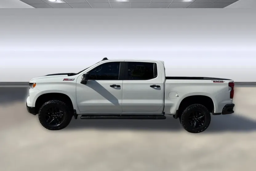 2024 Chevrolet Silverado 1500 LT Trail Boss photo 1