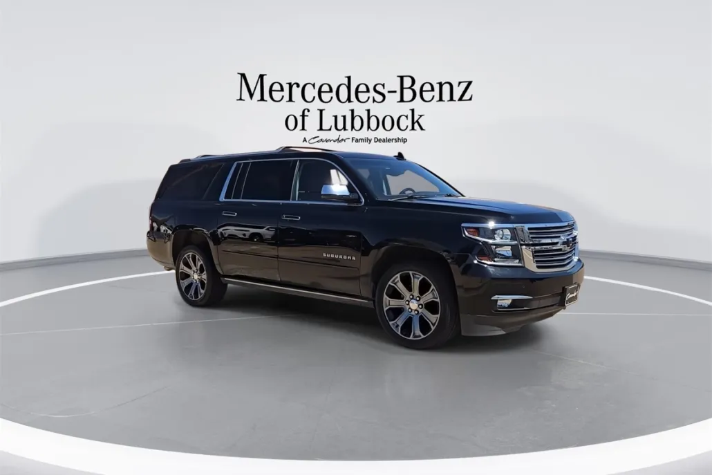 2019 Chevrolet Suburban Premier photo 1