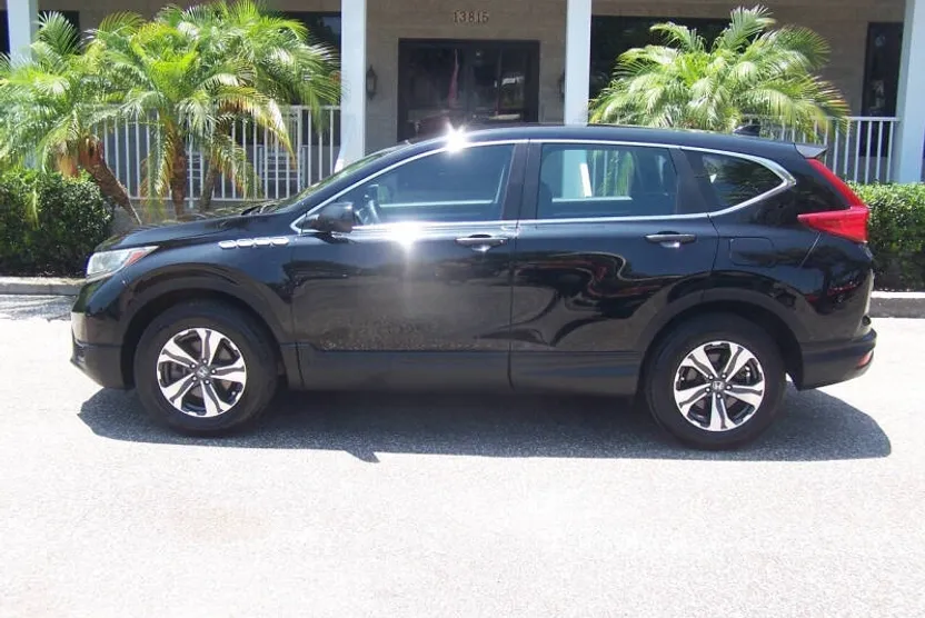 2019 Honda CR-V LX photo 1