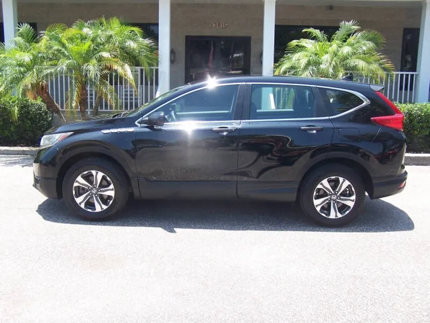 2019 Honda CR-V LX photo 1