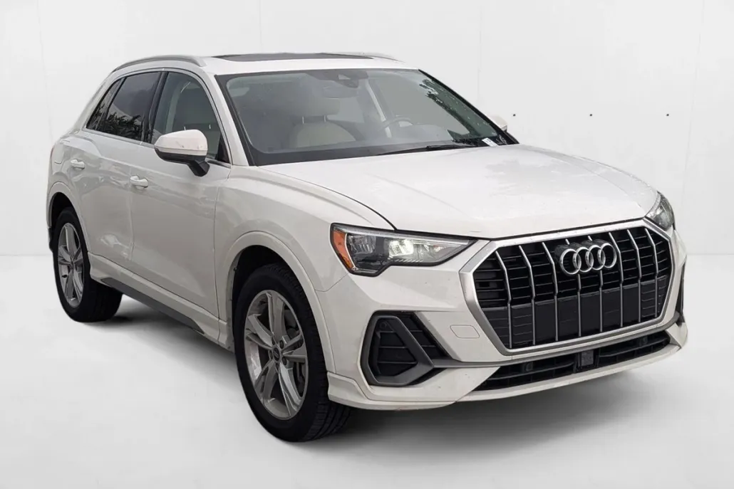 2021 Audi Q3 45 TFSI S line Premium photo 1