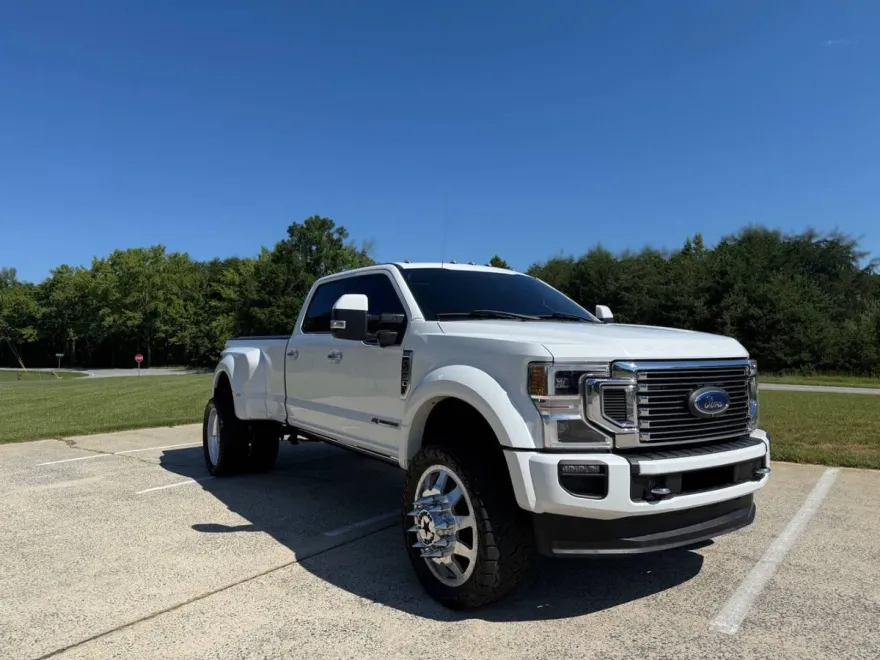 2021 Ford F-450 Limited photo 1