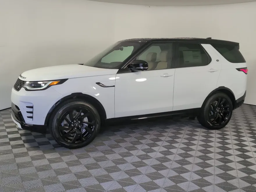 2025 Land Rover Discovery SE photo 1