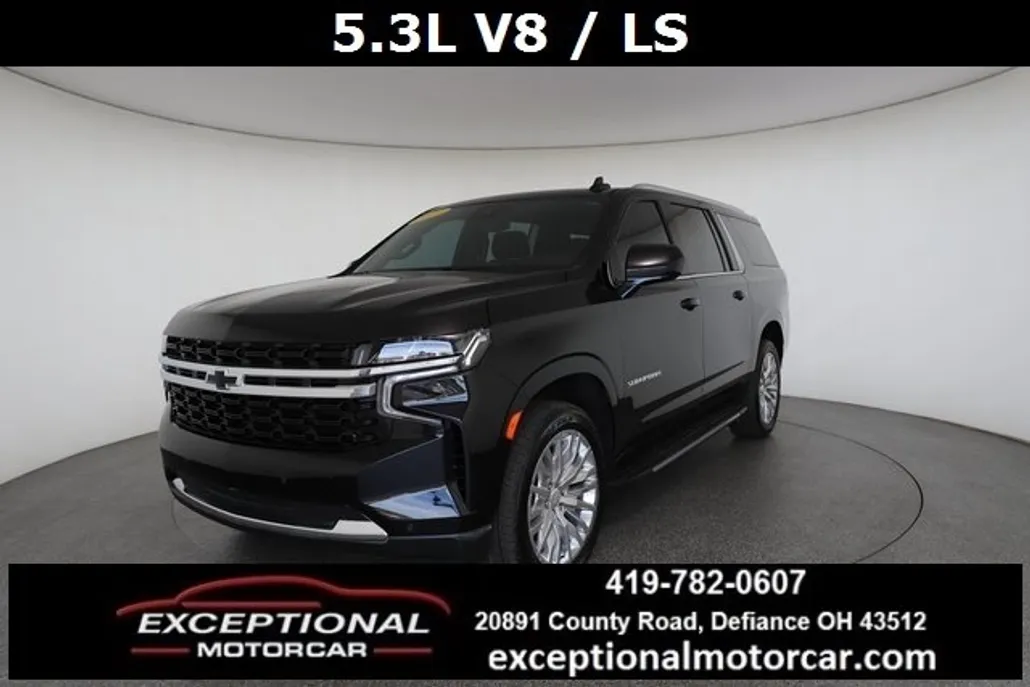 2023 Chevrolet Suburban LS photo 1