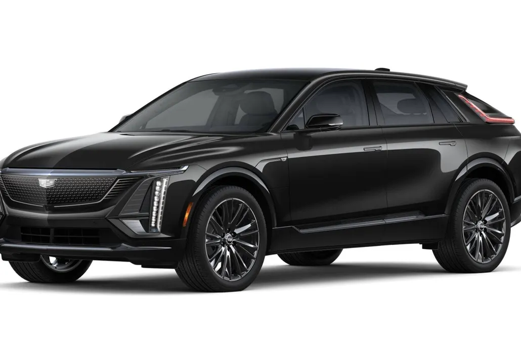 2025 Cadillac Lyriq Sport photo 1