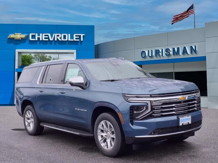 2025 Chevrolet Suburban Premier photo 1