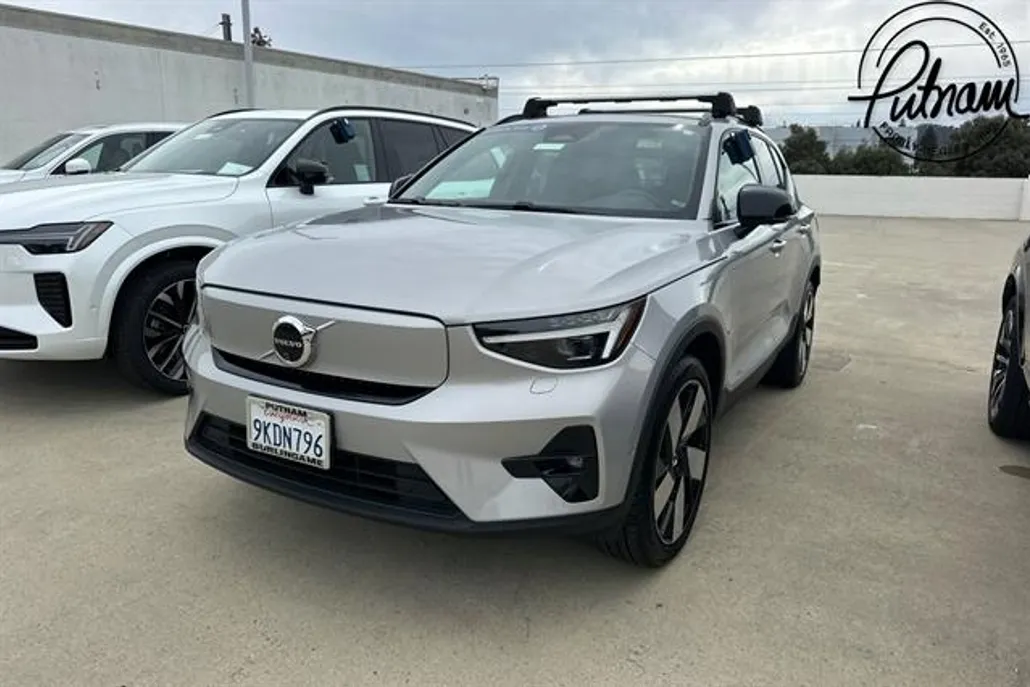 2024 Volvo XC40 Recharge Twin Ultimate photo 1