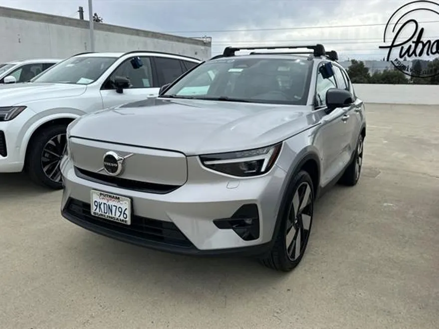 2024 Volvo XC40 Recharge Twin Ultimate photo 1