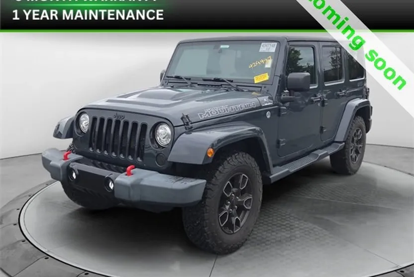 2017 Jeep Wrangler Unlimited Sahara photo 1