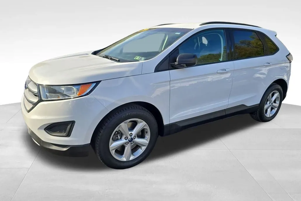 2017 Ford Edge SE photo 1