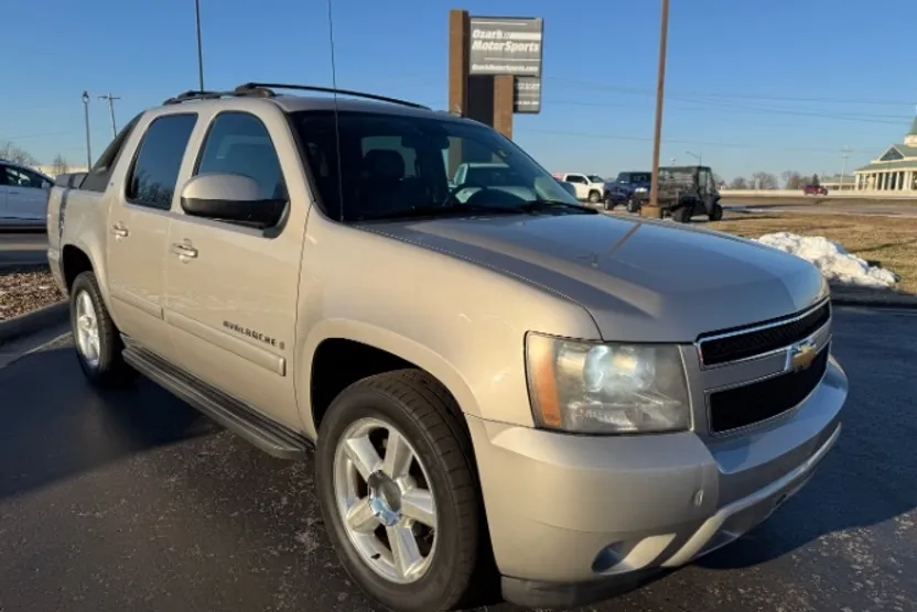 2007 Chevrolet Avalanche photo 1