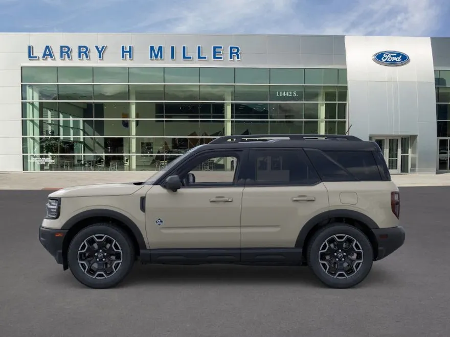 2025 Ford Bronco Sport Outer Banks photo 1
