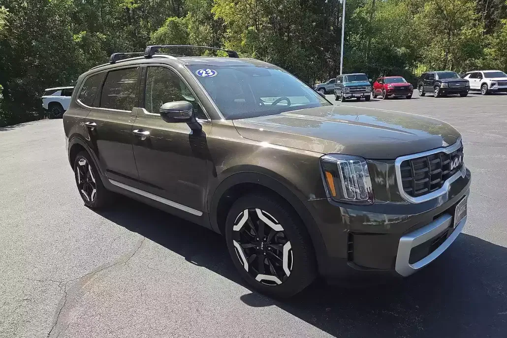 2023 Kia Telluride S photo 1