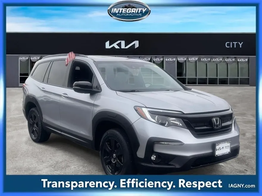 2022 Honda Pilot TrailSport photo 1