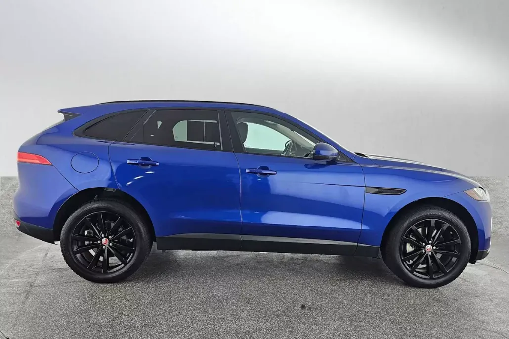 2019 Jaguar F-PACE Prestige photo 1