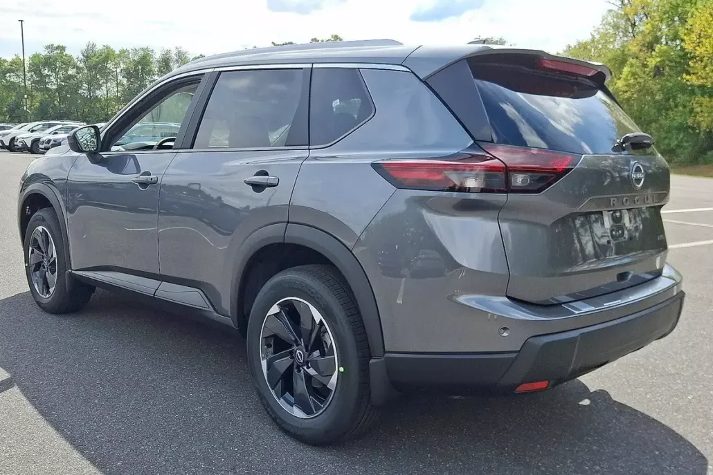 2026 Nissan Rogue AWD SV photo 1