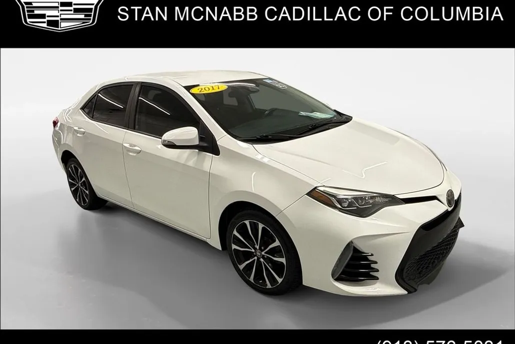 2017 Toyota Corolla L photo 1
