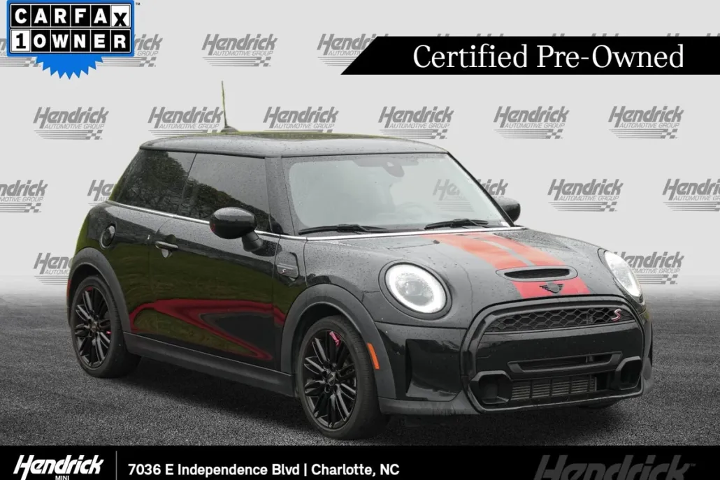 2023 Mini Cooper 2 Door Hardtop S photo 1