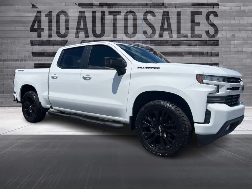 2021 Chevrolet Silverado RST photo 1