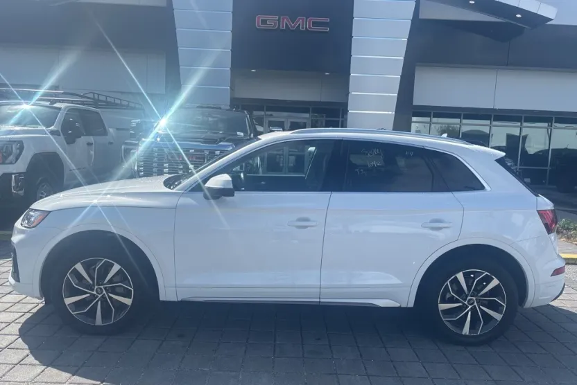 2021 Audi Q5 Premium 45 TFSI photo 1