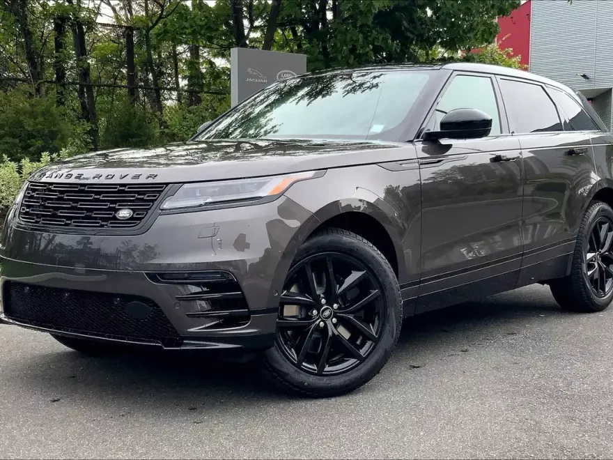 2026 Land Rover Range Rover Velar P250 Dynamic SE photo 1