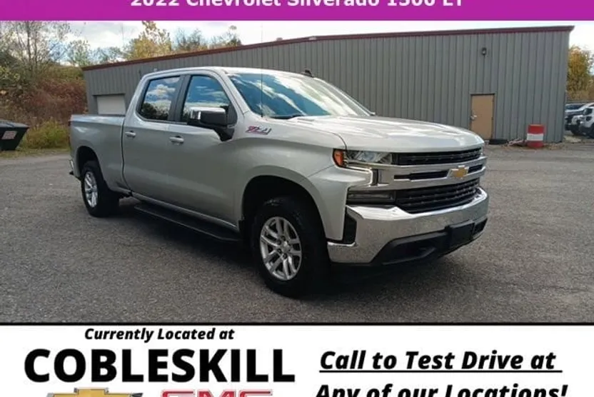 2022 Chevrolet Silverado 1500 LT photo 1