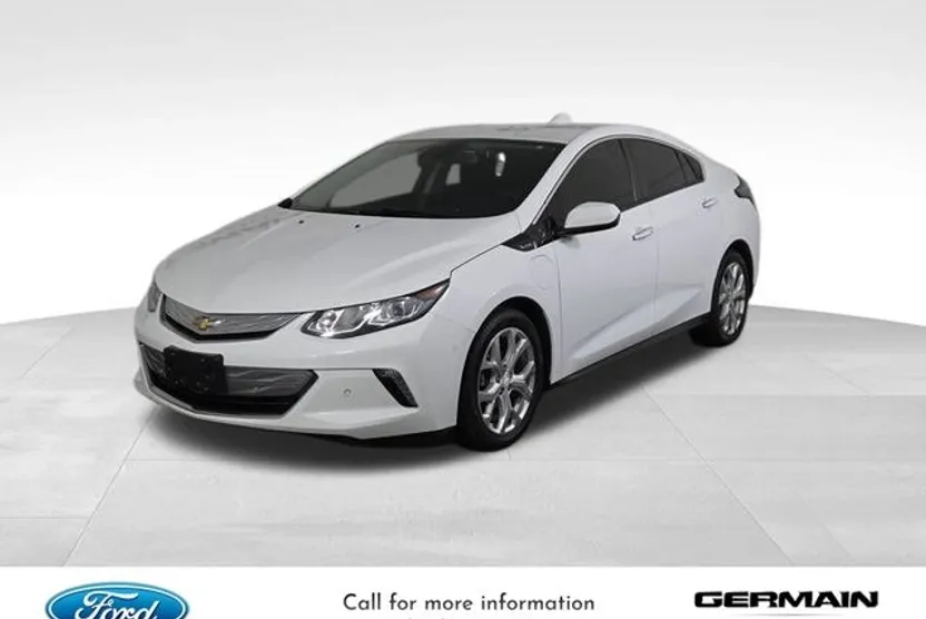 2017 Chevrolet Volt Premier photo 1