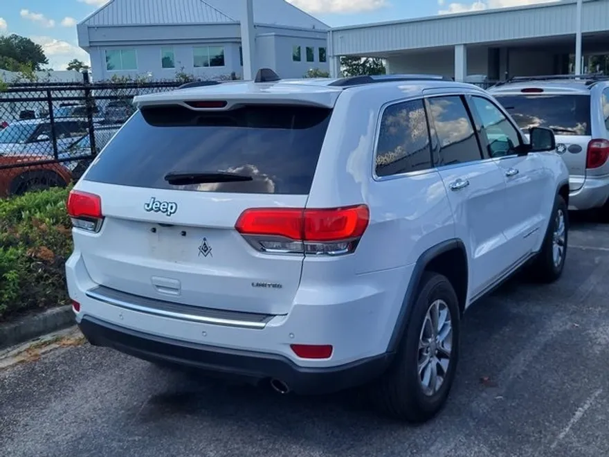 2016 Jeep Grand Cherokee Limited photo 1
