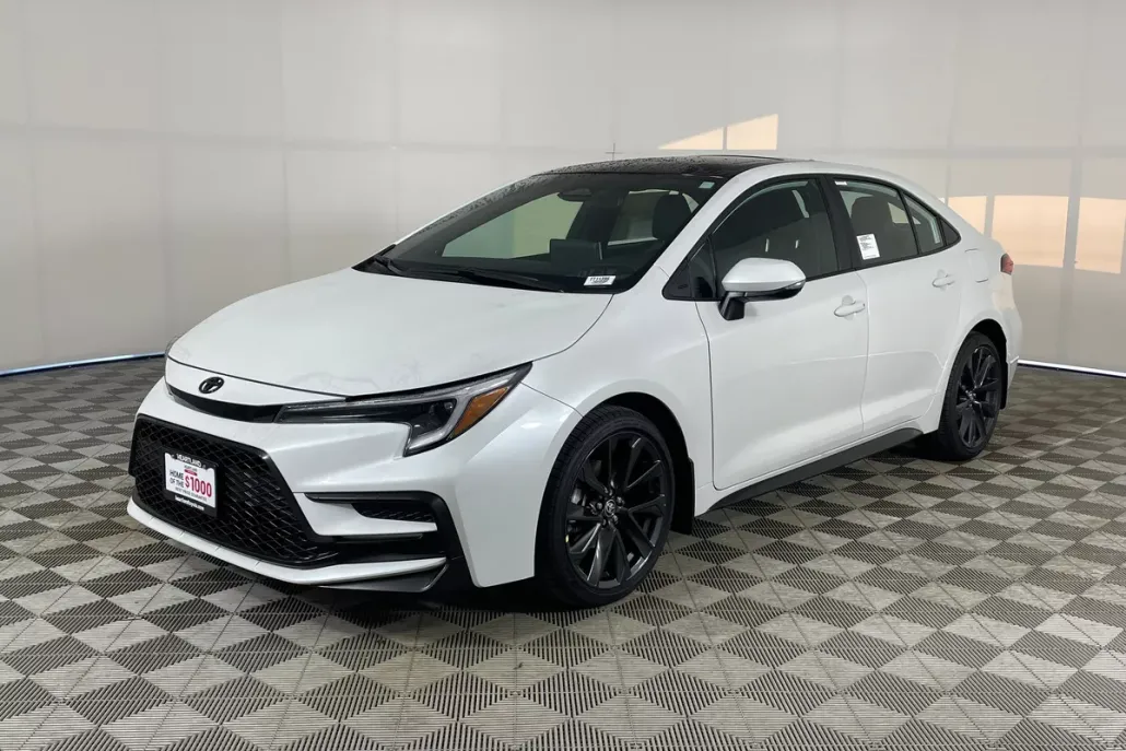 2025 Toyota Corolla XSE photo 1