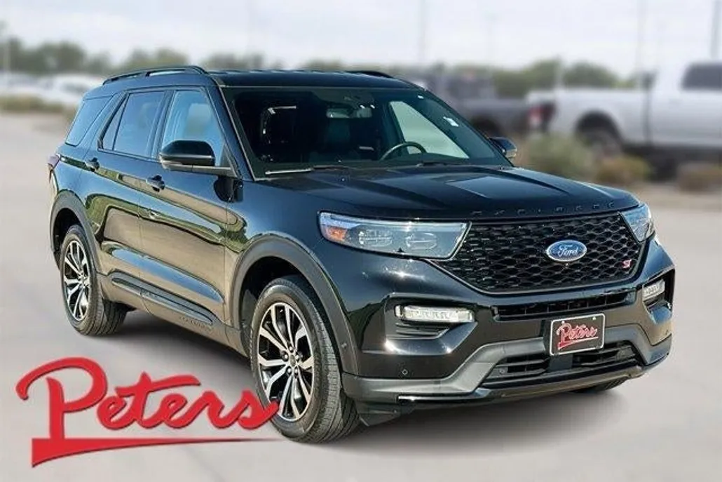2020 Ford Explorer ST photo 1